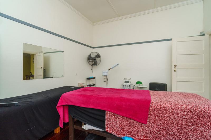 4 Bedroom Property for Sale in Harfield Village Western Cape